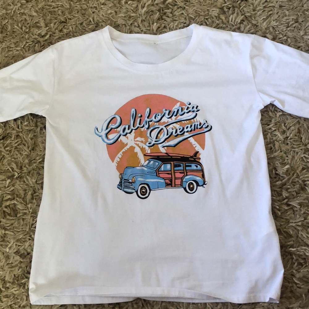 Graphic tee